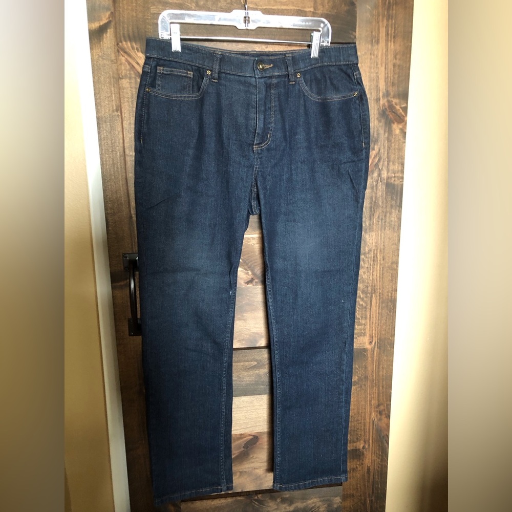 Stretch denim jeans by Denim & Co.